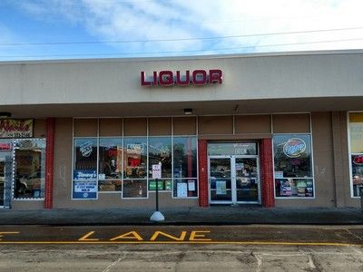 Mill Road Shopping Center: 6406-6450 N 76th St, Milwaukee, WI 53223
